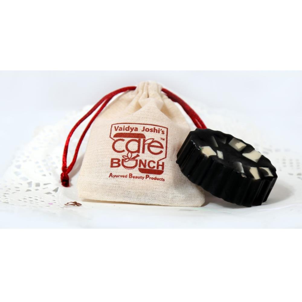 Care Bunch Handmade Charcoal & Clay Soap (70g) Care Bunch Handmade Charcoal & Clay Soap (70g)