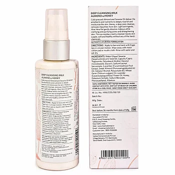 Mantra Herbal Almond & Honey Deep Cleansing Milk (100ml)