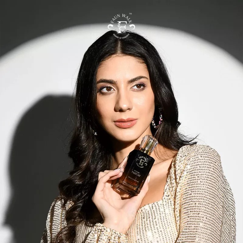 Faun Walk Bloombed for Women Similar to Flora Perfume (Buy 1 + Free Get 1) (Buy 1 Perfume 50ml Get Free 20ml Perfume) (1Pack)