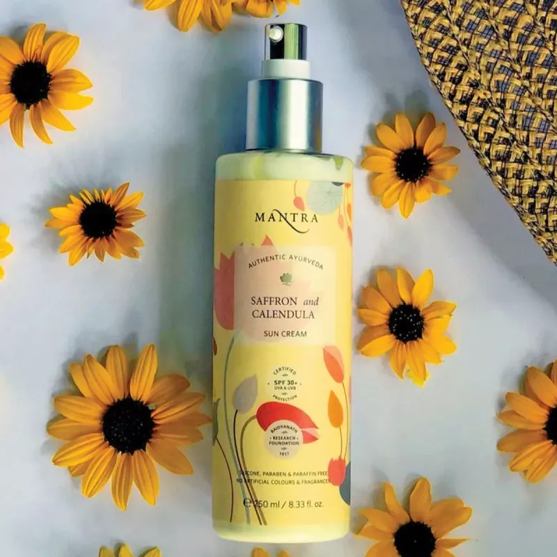 Mantra Herbal Saffron And Calendula Sun Cream - Spf 30 Pa+ (250ml)